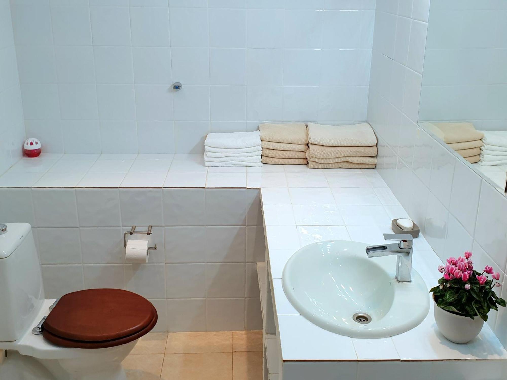 Casa Miramar Seaview Bbq Pool 250M From Beach 卡尔佩 外观 照片